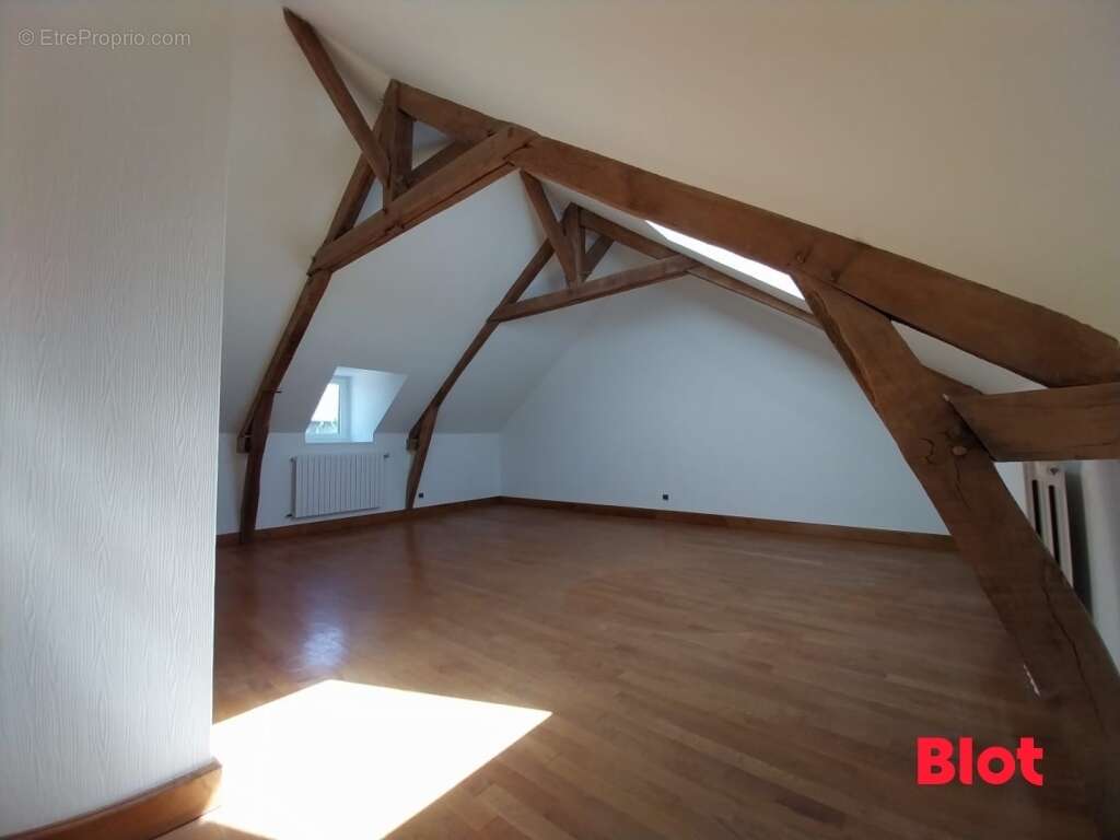 Maison 178 m² à Prince  - photo 9