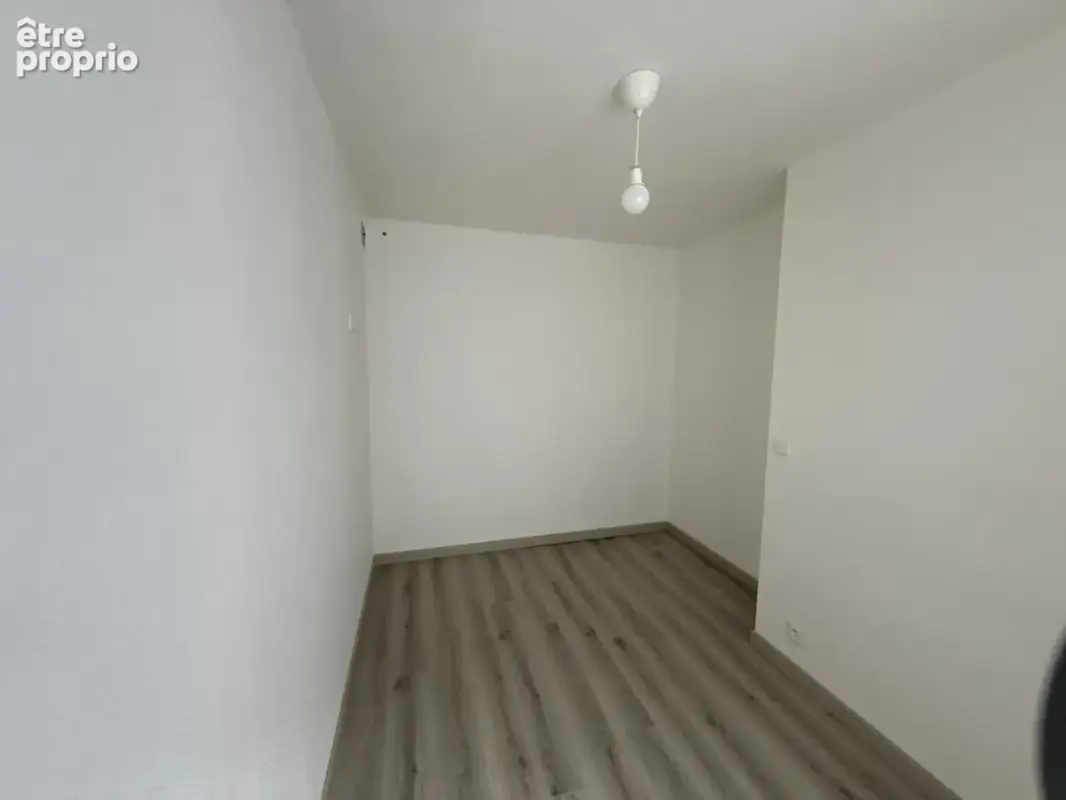 Marines centre : vends maison plain pieds 40m2 - photo 5