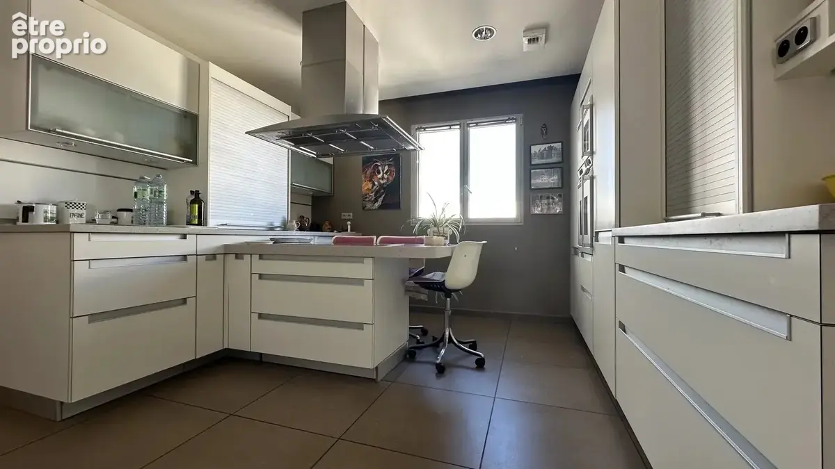 Appartement 155 m² à La Rochelle  - photo 4