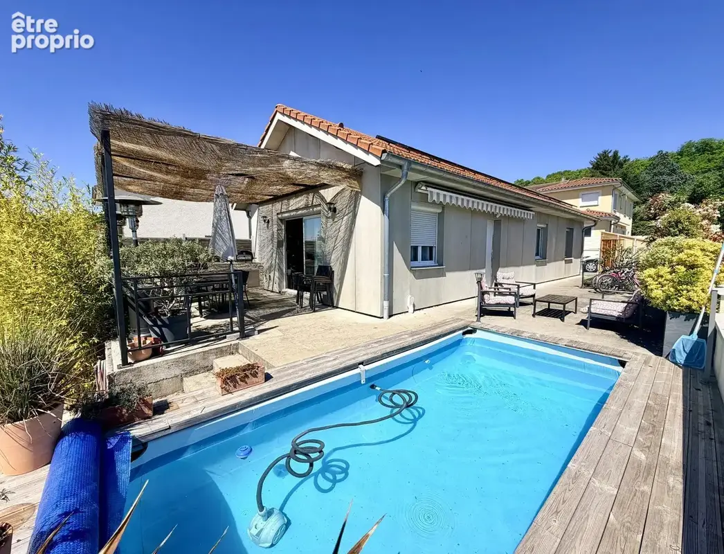 Photo 1 - Maison à REYRIEUX