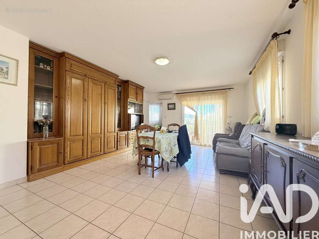 Photo 3 - Appartement à SIX-FOURS-LES-PLAGES