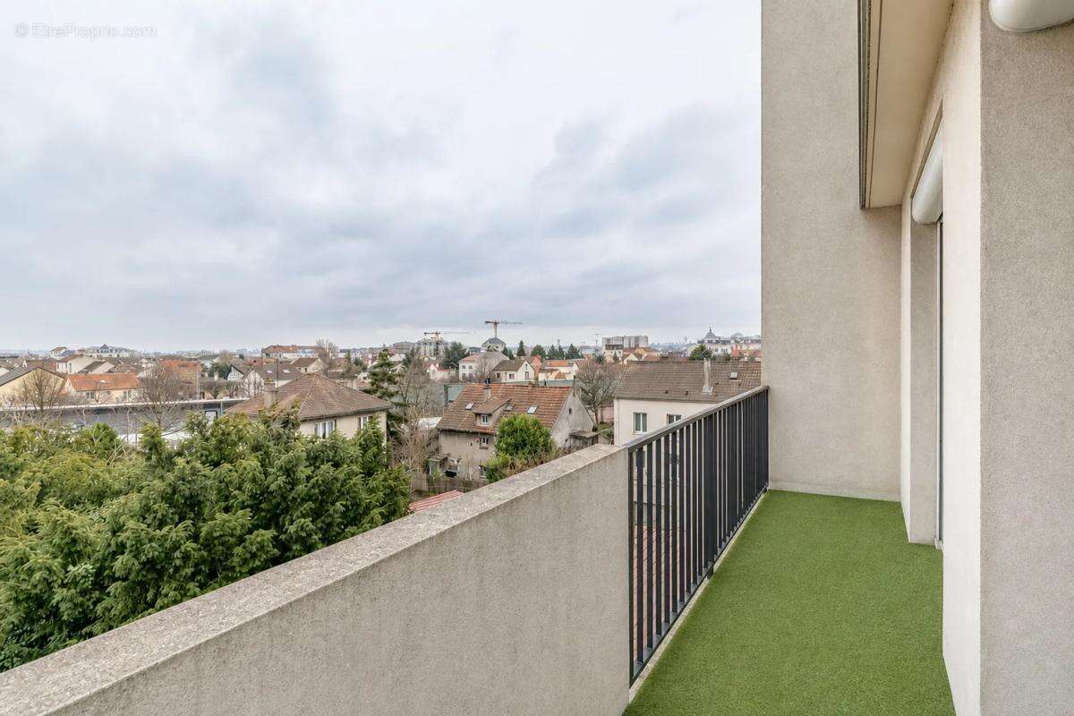 Appartement à LE BOURGET