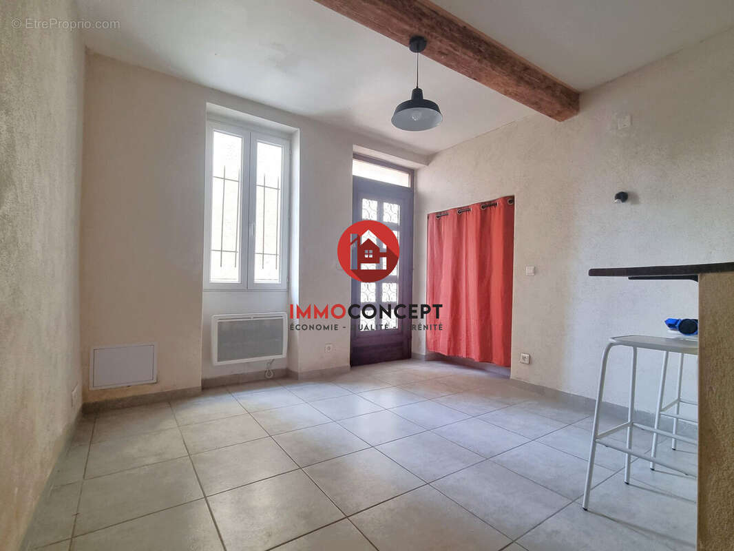 Séjour - Maison à ROQUEMAURE