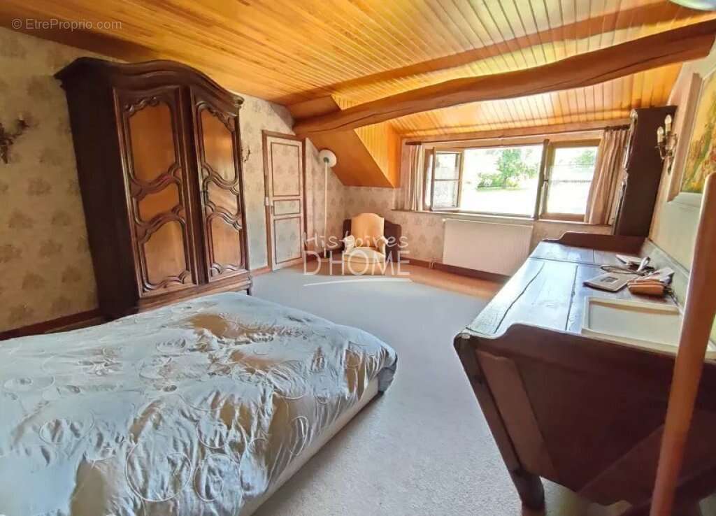 Maison à BERNAY-VILBERT