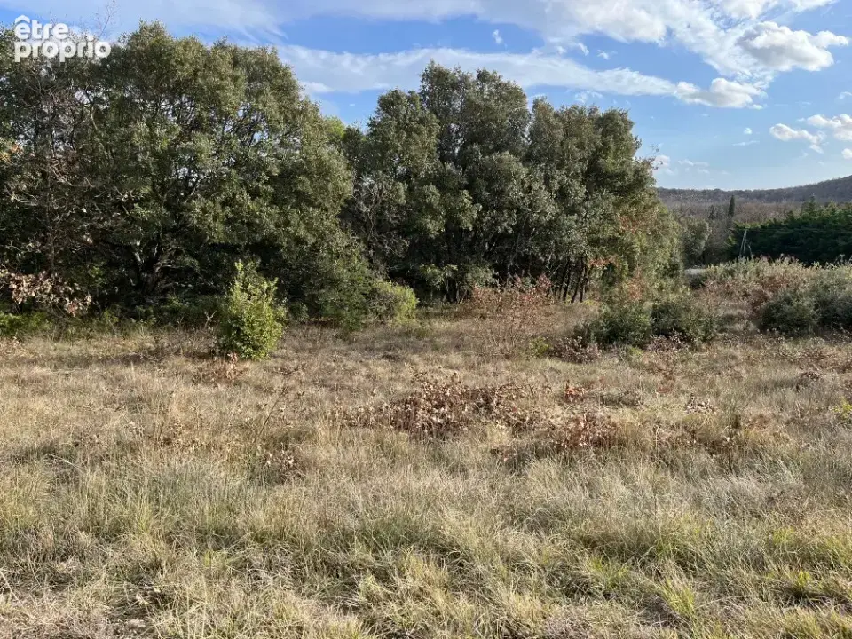 Terrain 785 m² à Grignan  - photo 2