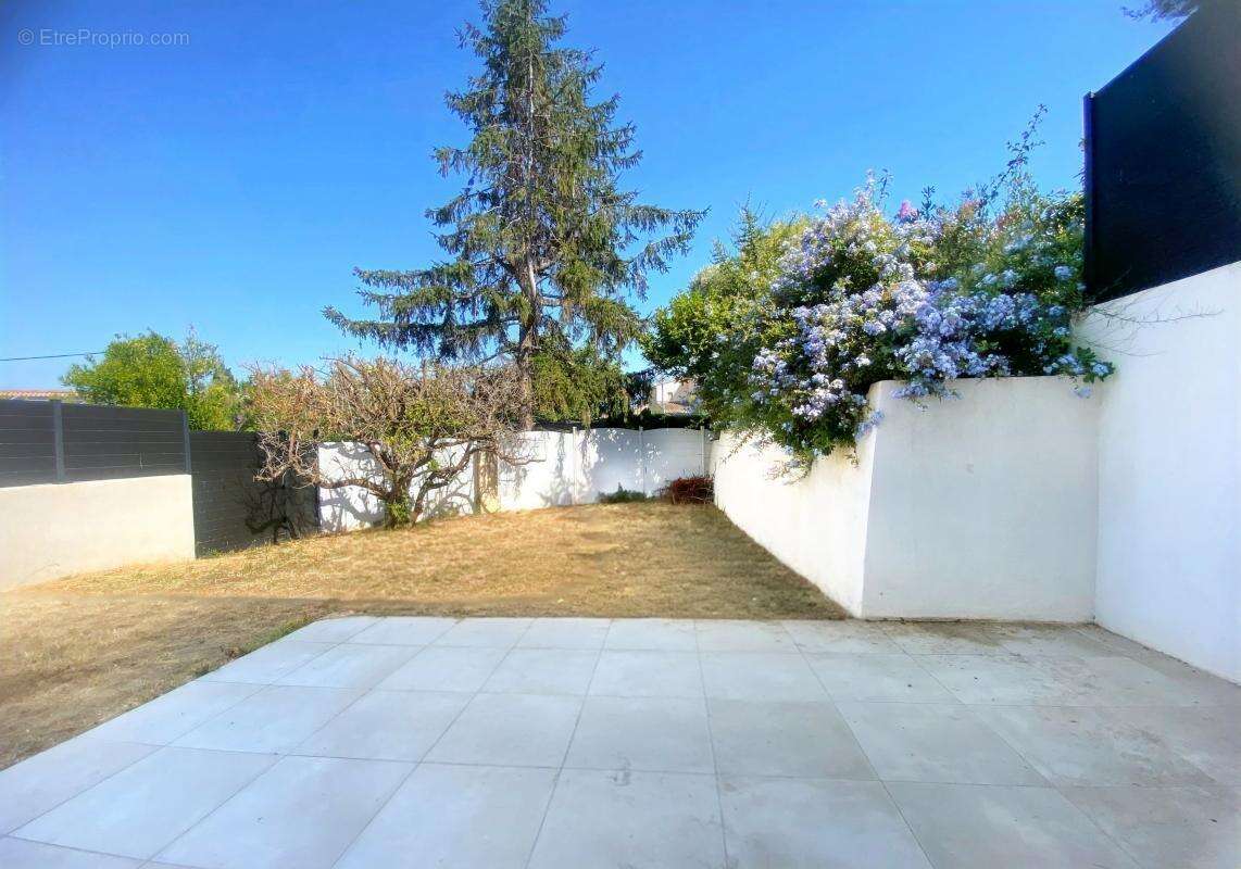 Appartement à SANARY-SUR-MER