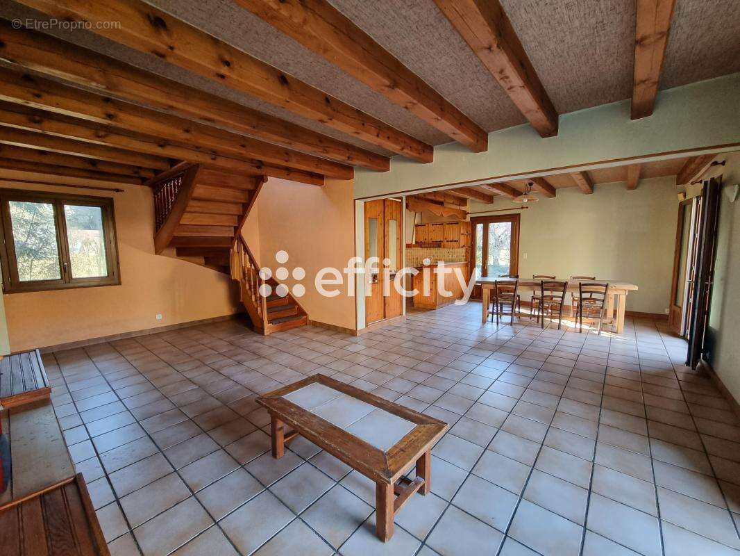 Maison à RIMEIZE