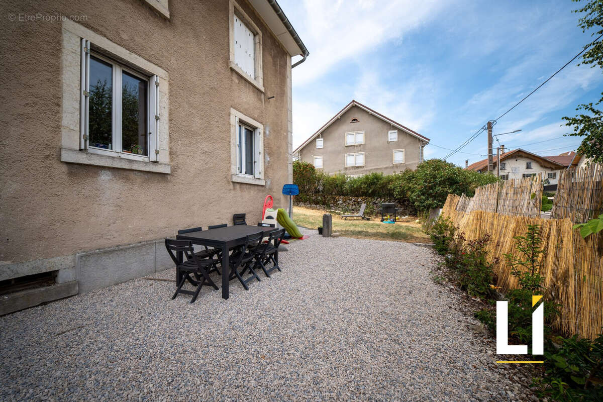 Appartement 64 m² à Charquemont  - photo 9