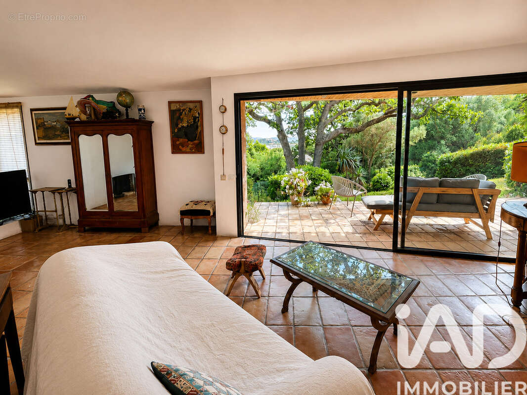 Photo 3 - Maison à HYERES
