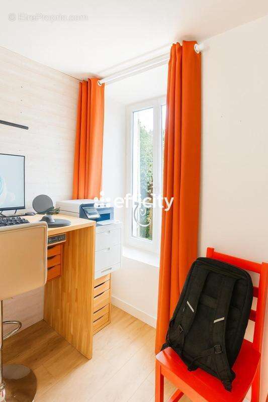 Maison à CHAMPIGNY-LE-SEC