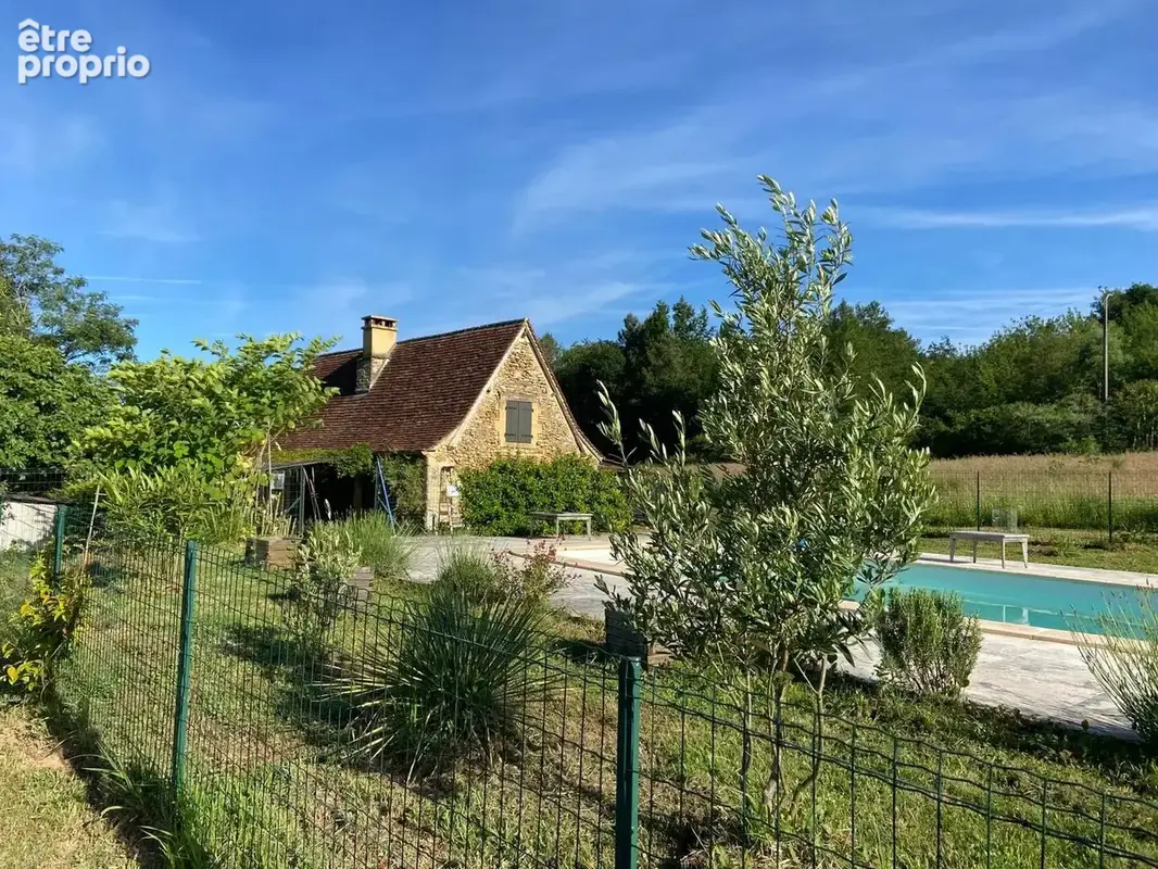 Entre ombre de vigne et douceur de pierre, maison de charme avec 2 chambres et piscine, 10 minutes des commerces - photo 7