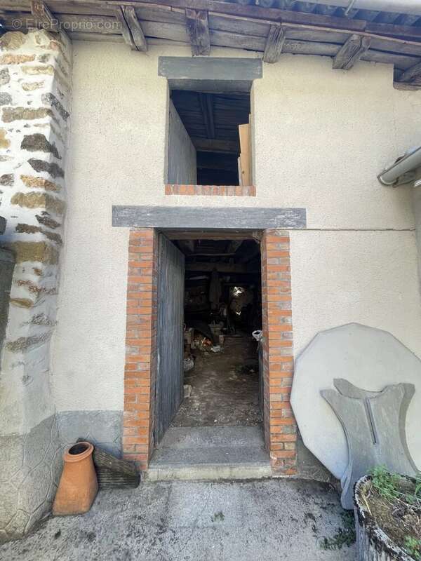 Maison 145 m² à Availles-Limouzine  - photo 9