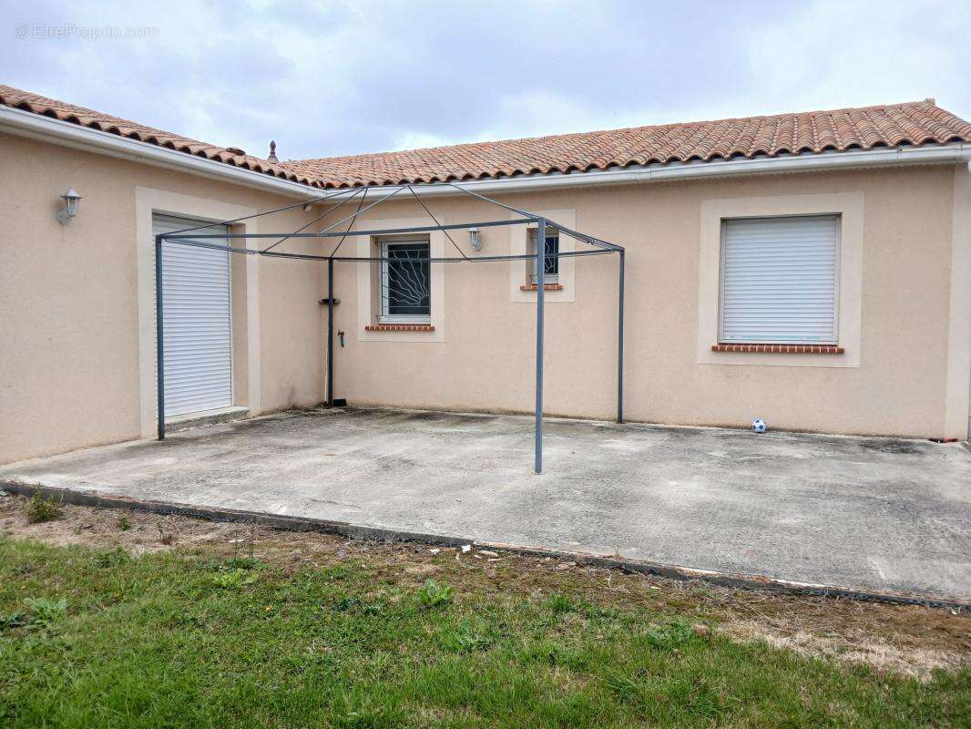 Maison à ROUMAZIERES-LOUBERT