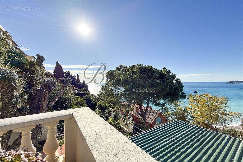 Maison à ROQUEBRUNE-CAP-MARTIN