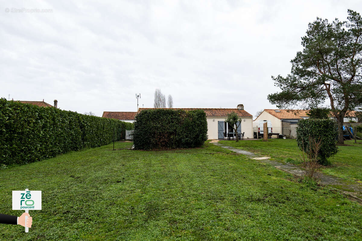 Maison à MOUTIERS-SUR-LE-LAY