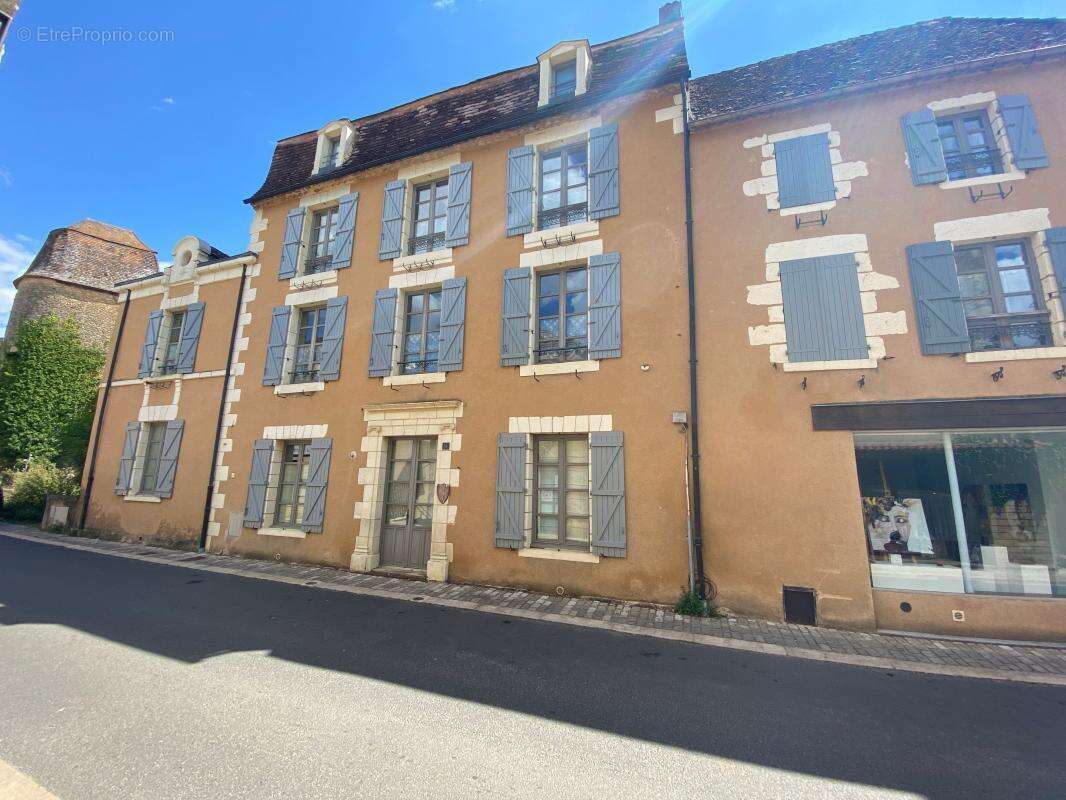 Propriété de caractère restaurée avec piscine chauffée, idéale chambres d’hôtes – Sainte-Alvère - photo 3