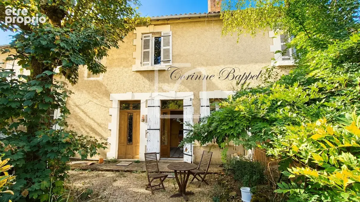 Photo Maison à Savignac-Les-Eglises au prix de 157 325€