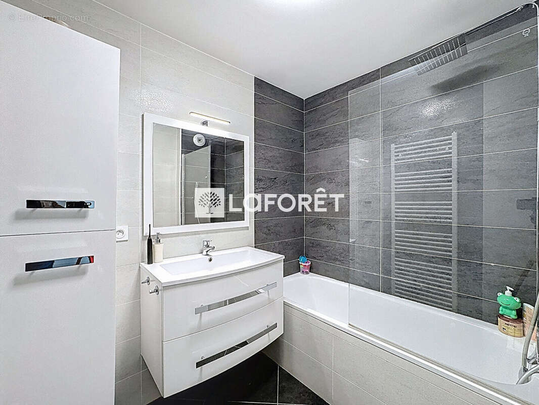 Appartement à BONNEUIL-SUR-MARNE