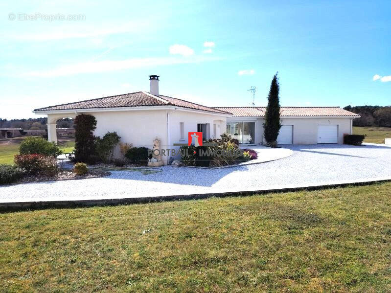 Maison à SAINT-ANDRE-DE-CUBZAC