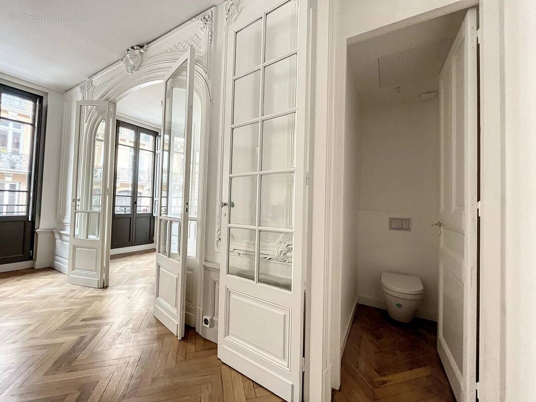 Commerce à TOULOUSE