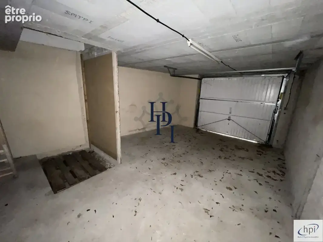 Vente deux locaux commerciaux, dépôt, 12 garages et parking sur 974 m2 de terrain Saint Affrique - photo 17