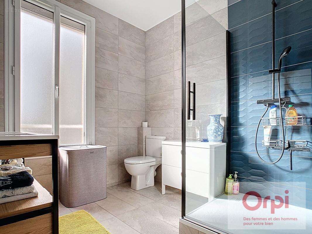 Maison à ISSY-LES-MOULINEAUX