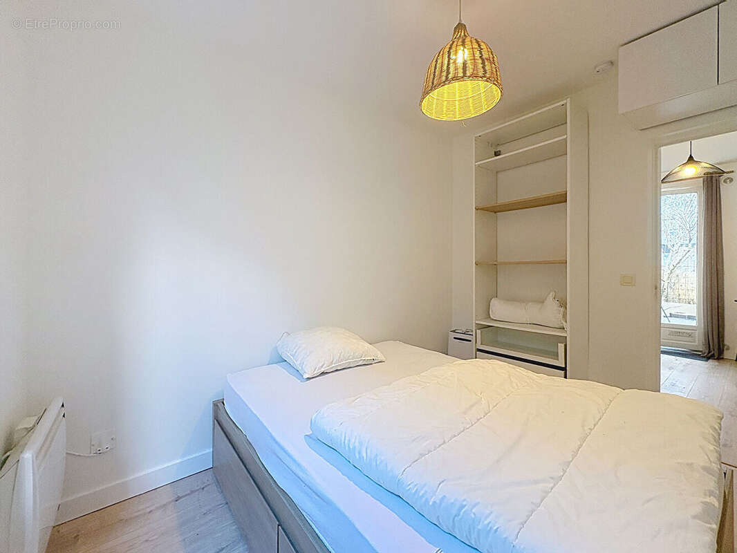 Appartement à LES LILAS