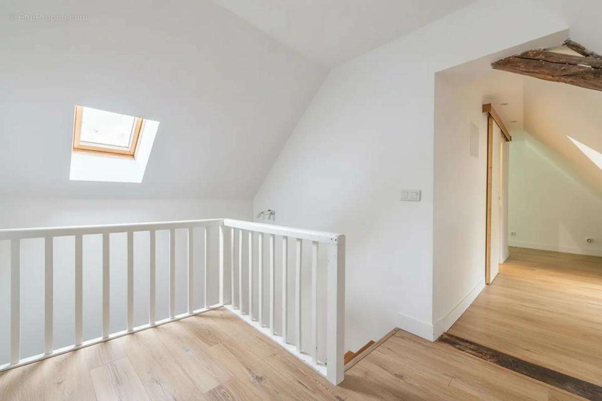 Appartement à LA FERTE-ALAIS