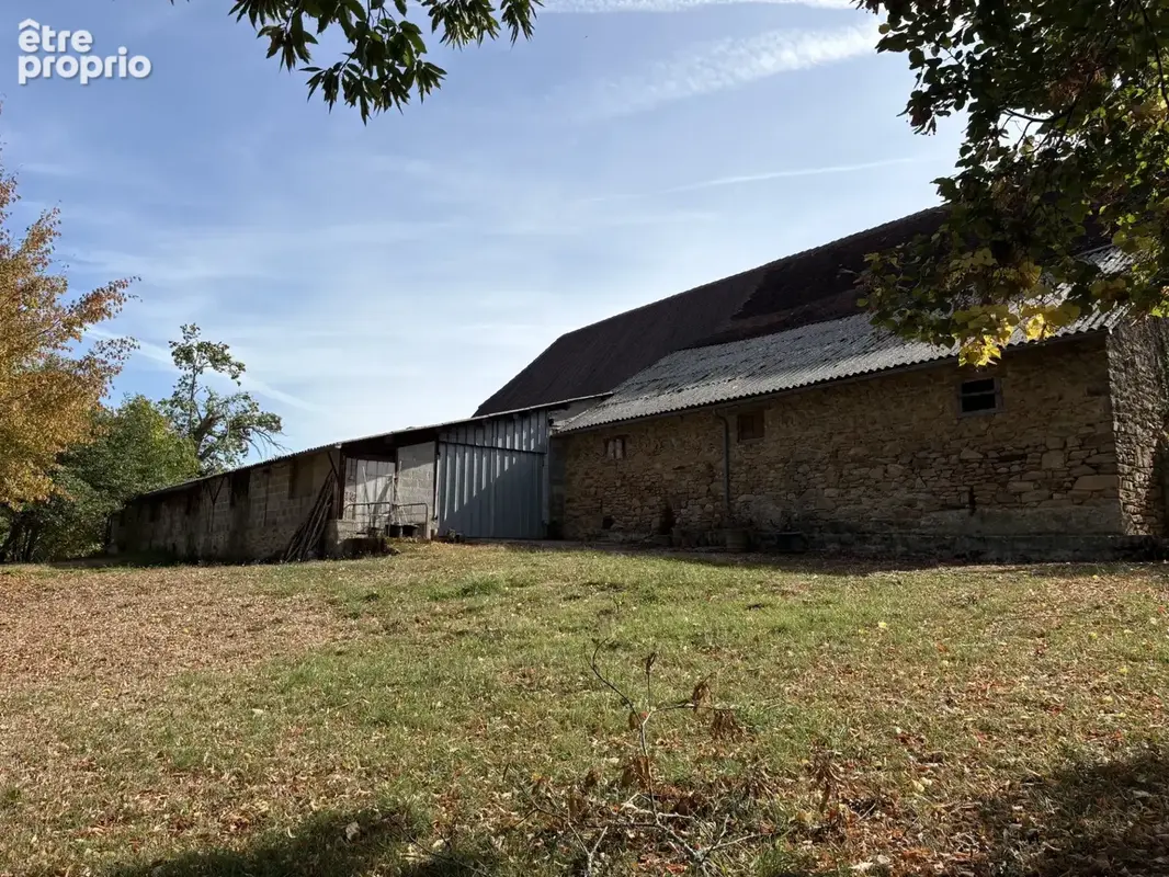 Fermette transformée en gite complexe avec piscine et 4 hectares de terrain avec bois - photo 41