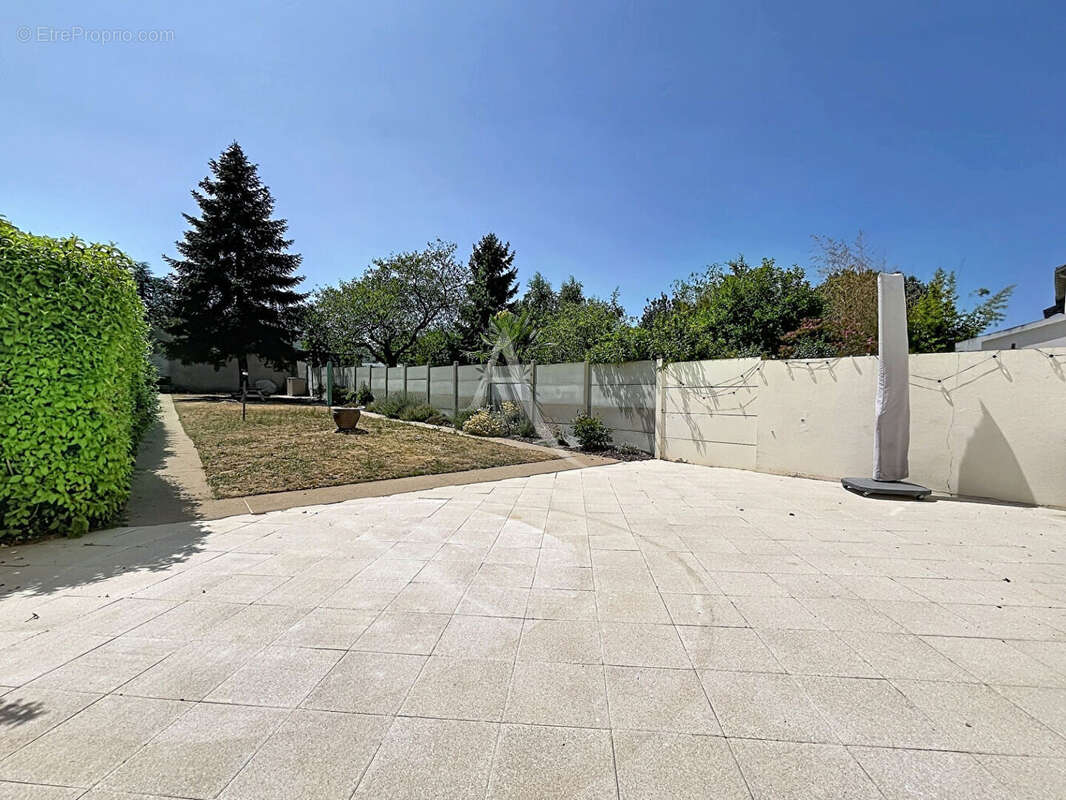 Dans l'un des quartiers les plus recherchés de Cholet - photo 10
