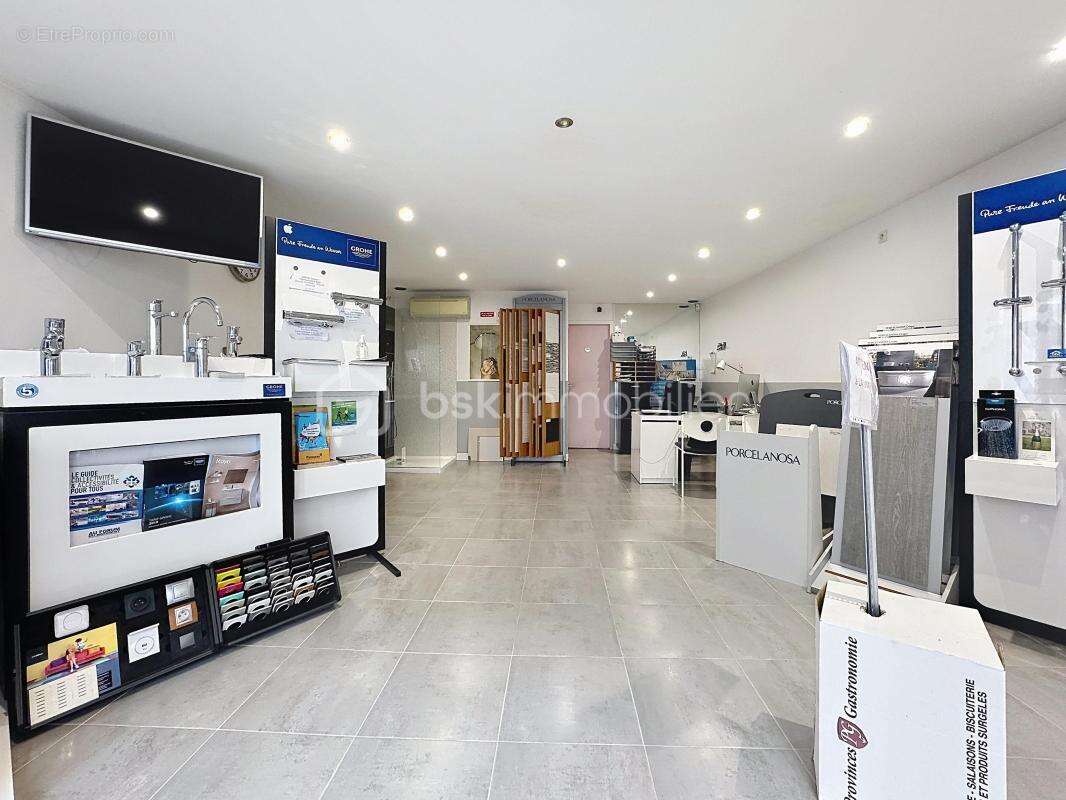 Commerce à PALAISEAU