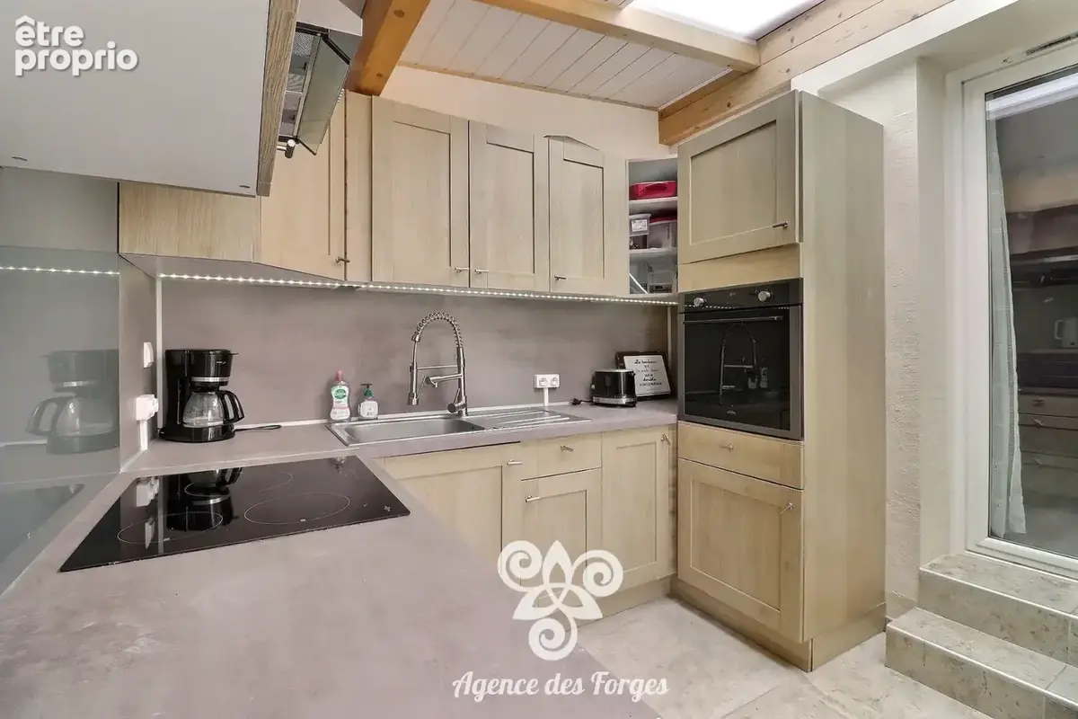 Maison de plain-pied de 203m² - 4 chambres + bureau - Le Landreau - photo 12