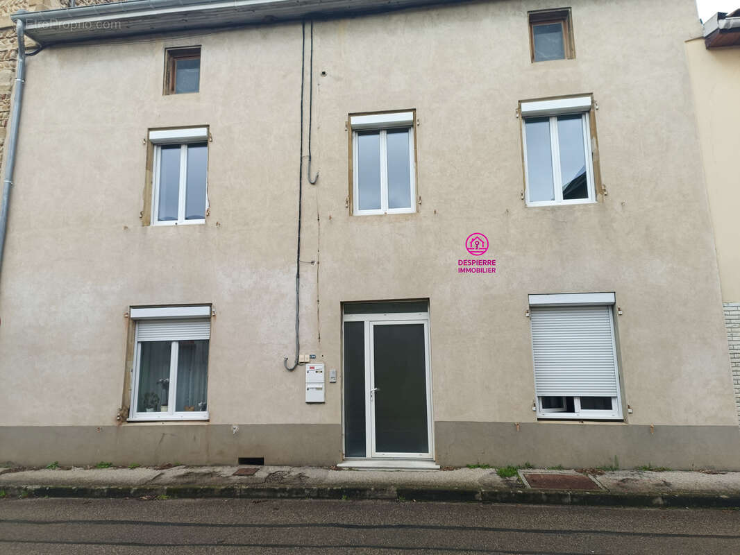 Appartement à JARCIEU