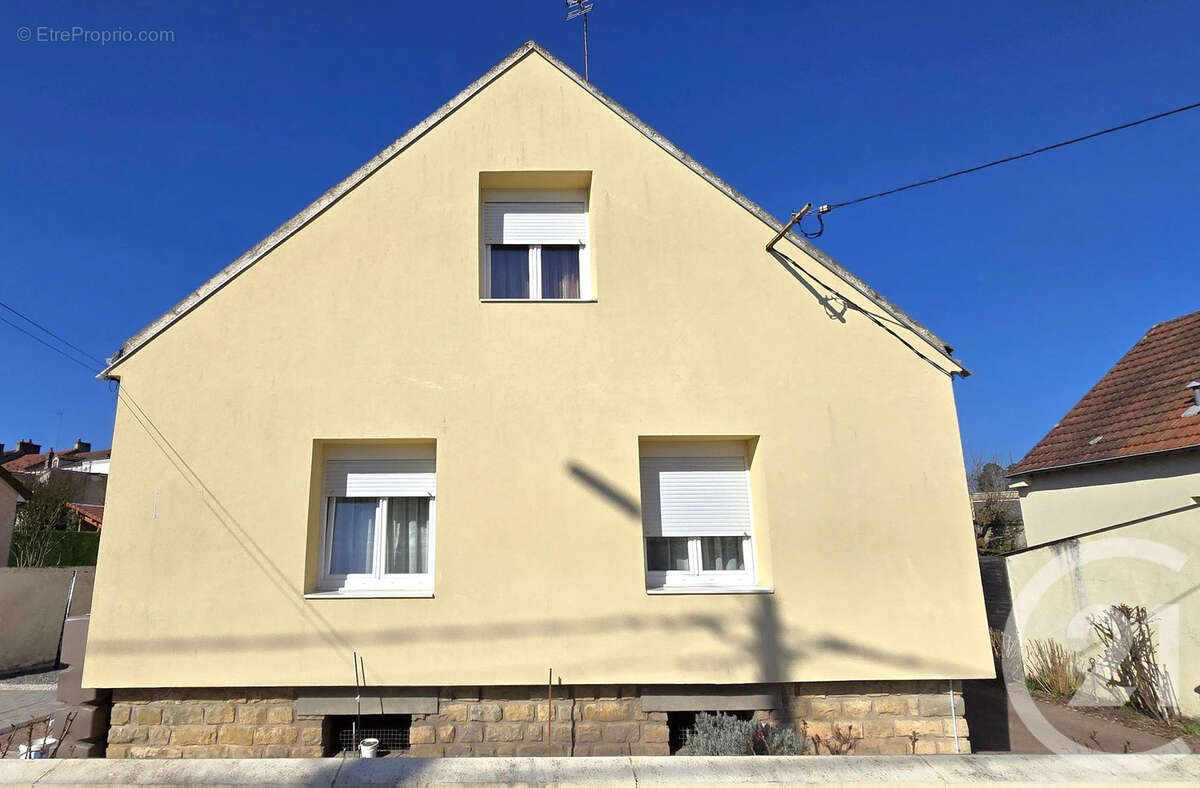Maison à LE CREUSOT