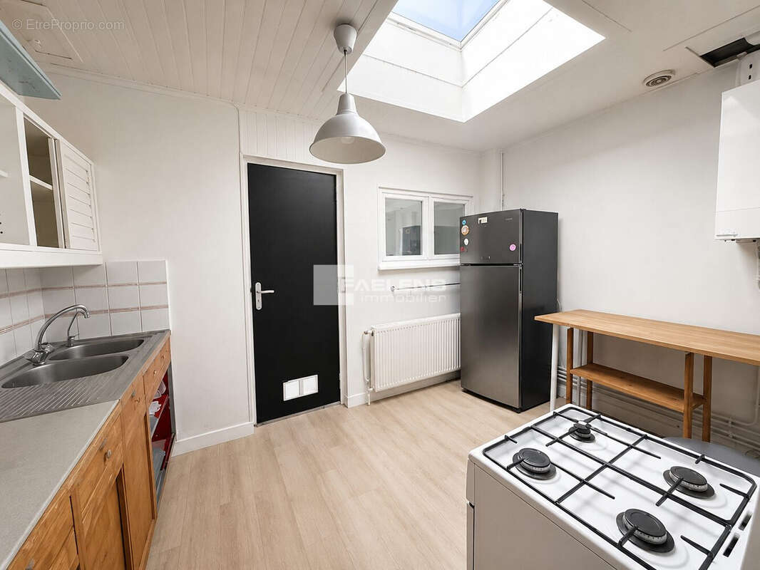Maison 60 m² à Lille  - photo 2