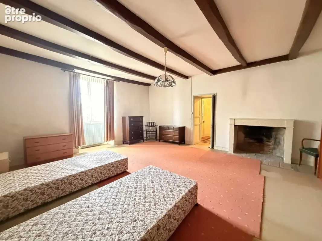 Maison en pierre pleine de potentiel à proximité d’Aigre et de Tusson - photo 9