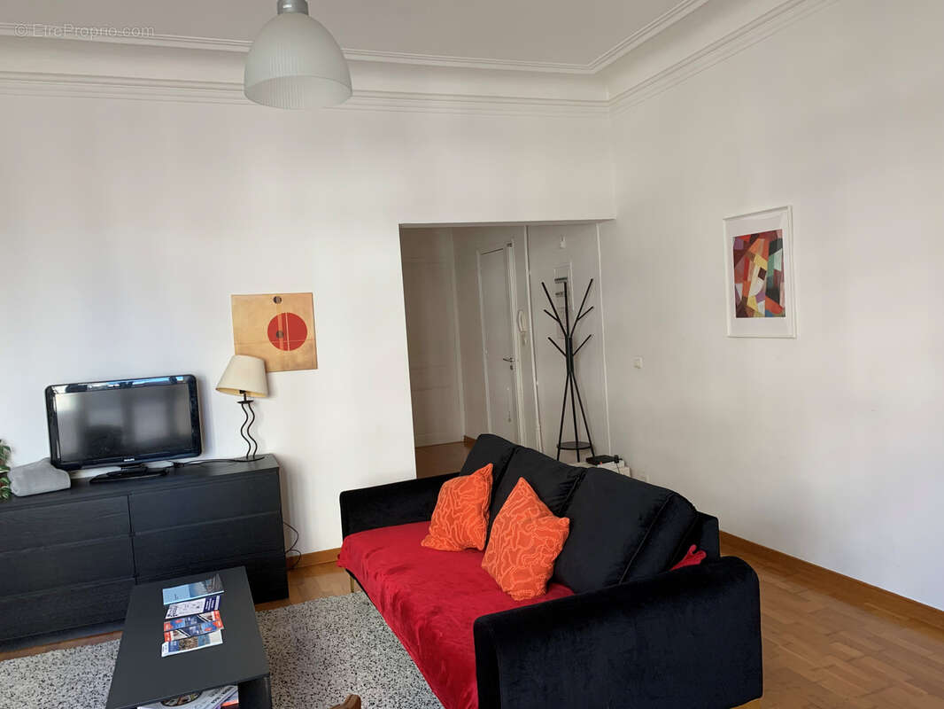 Appartement à MARSEILLE-5E