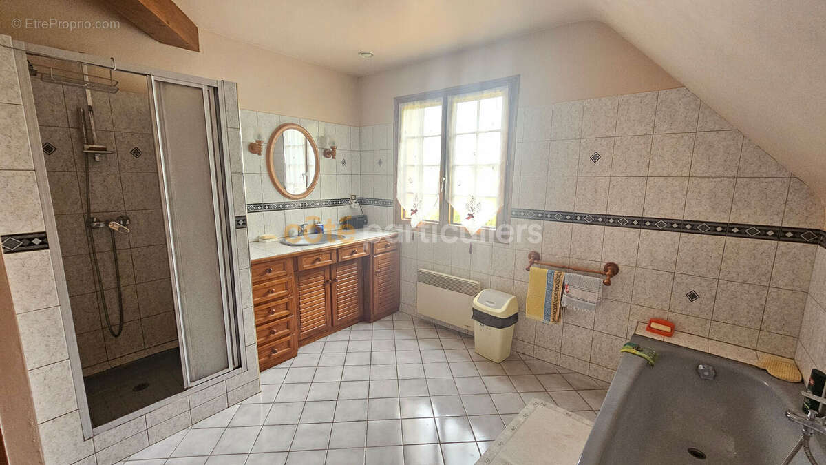 Maison Paron 4 pièces 121 m2 - photo 8