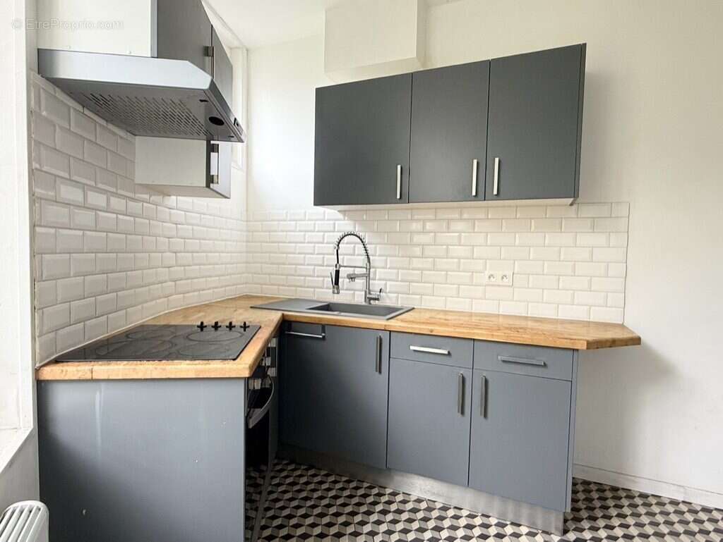 Appartement 100 m² à Reims  - photo 5