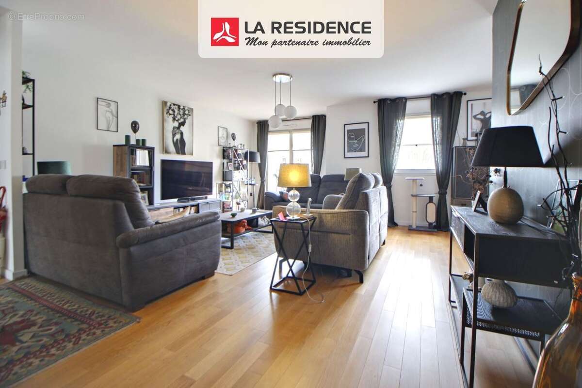 Appartement à VERNEUIL-SUR-SEINE