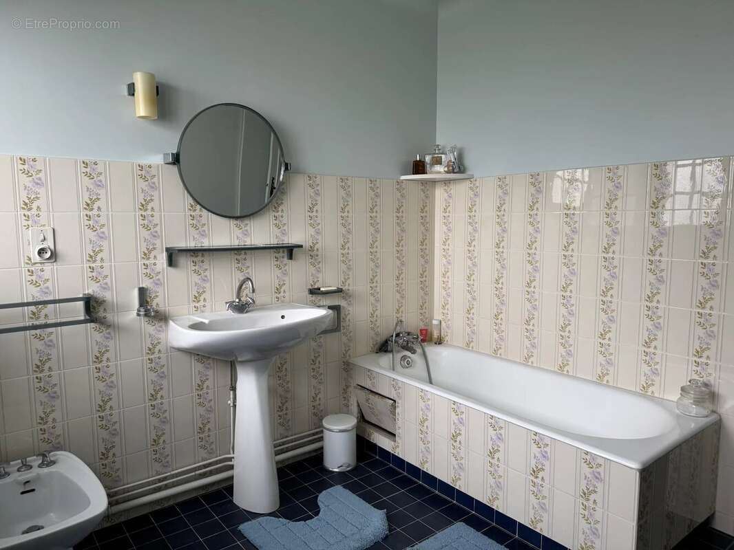 Maison à SAINT-GERMAIN-DU-BOIS