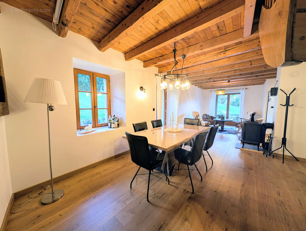 Maison à BONNEVILLE