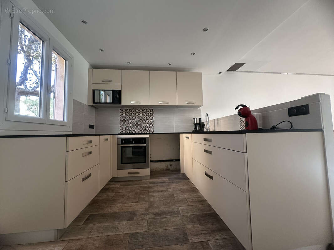 Maison à PUGET-SUR-ARGENS