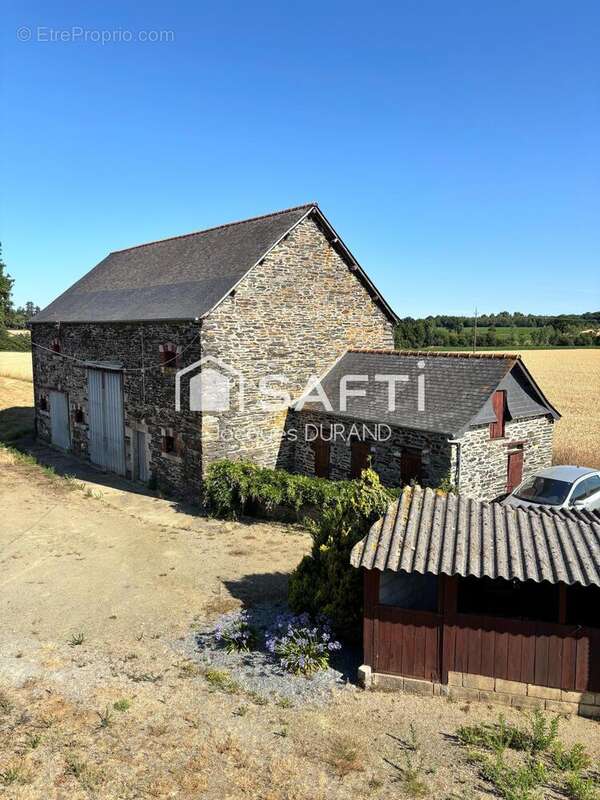 Maison 91 m² à Vitre  - photo 7