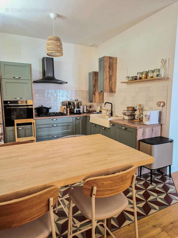 18311 - Maison à BELVEZE-DU-RAZES