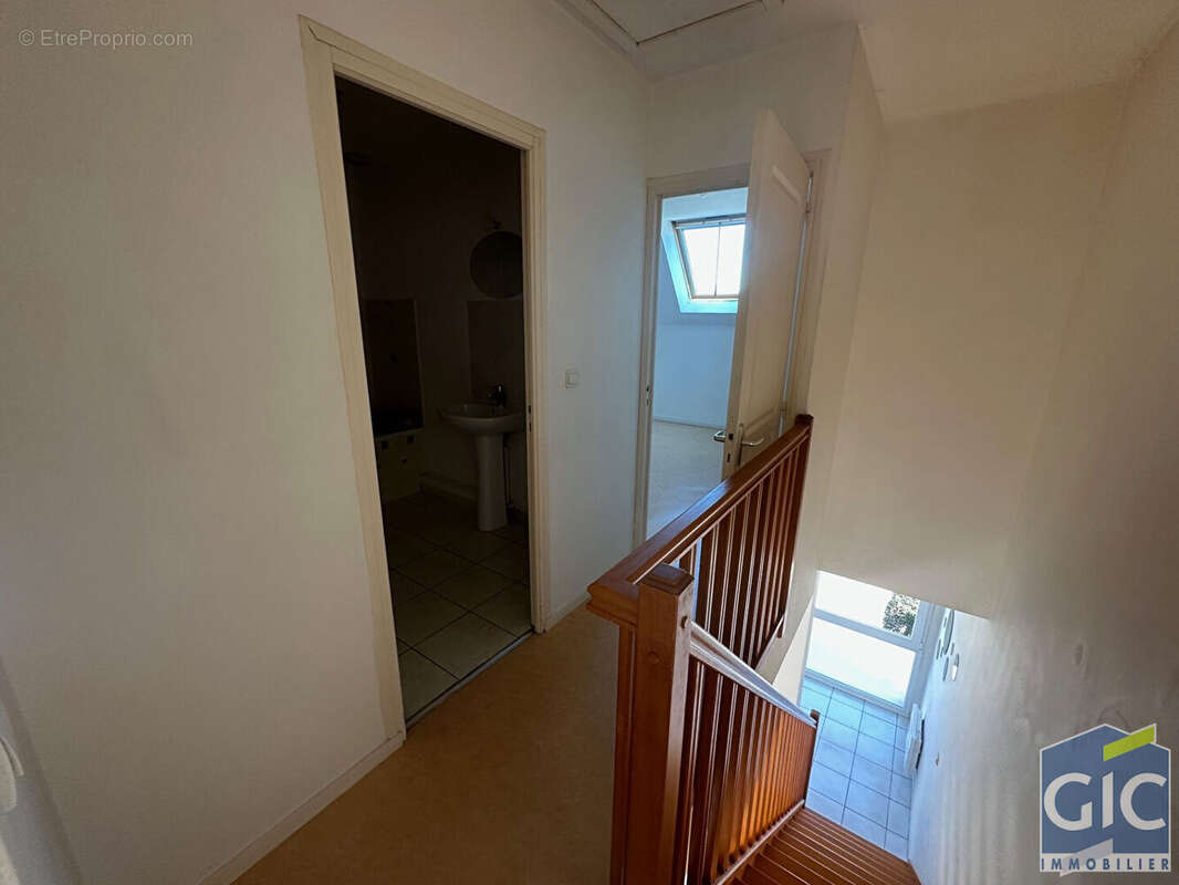 Appartement à PORT-EN-BESSIN-HUPPAIN