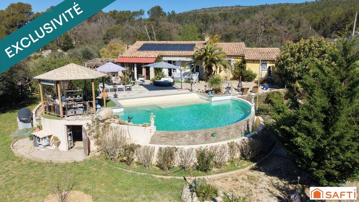 Photo 1 - Maison à BRIGNOLES