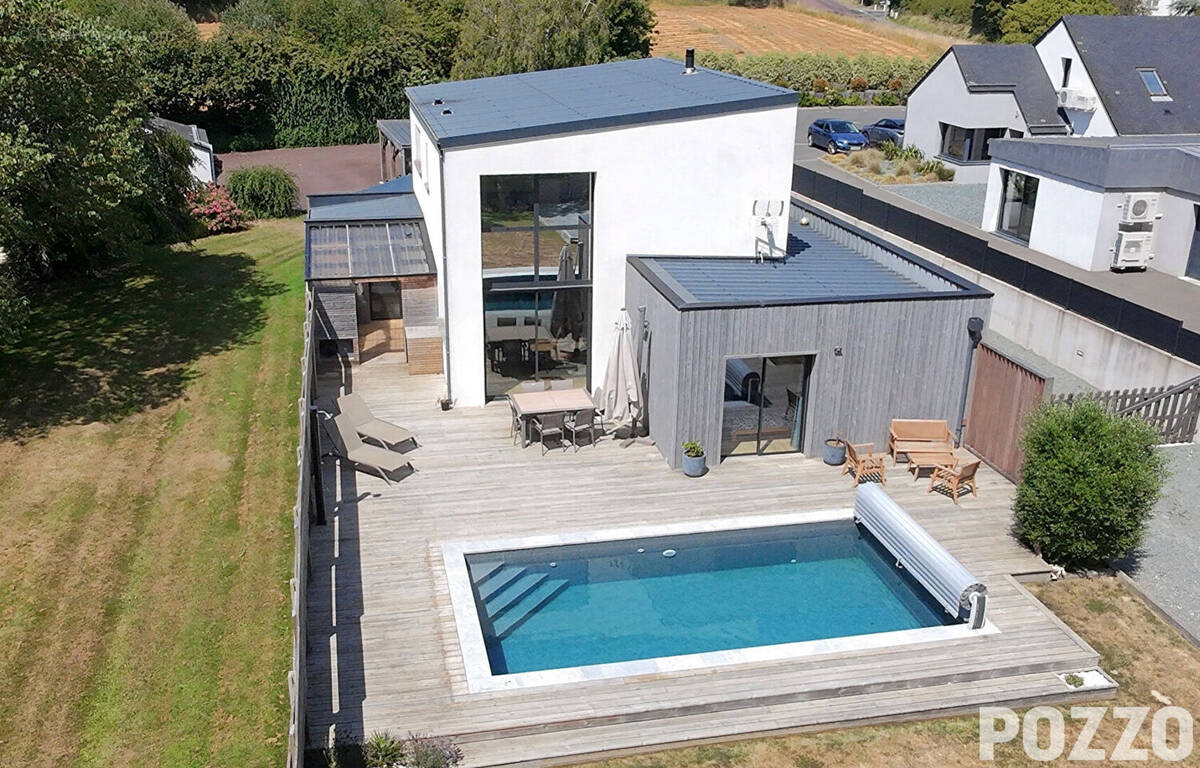 Maison à MONTMARTIN-SUR-MER