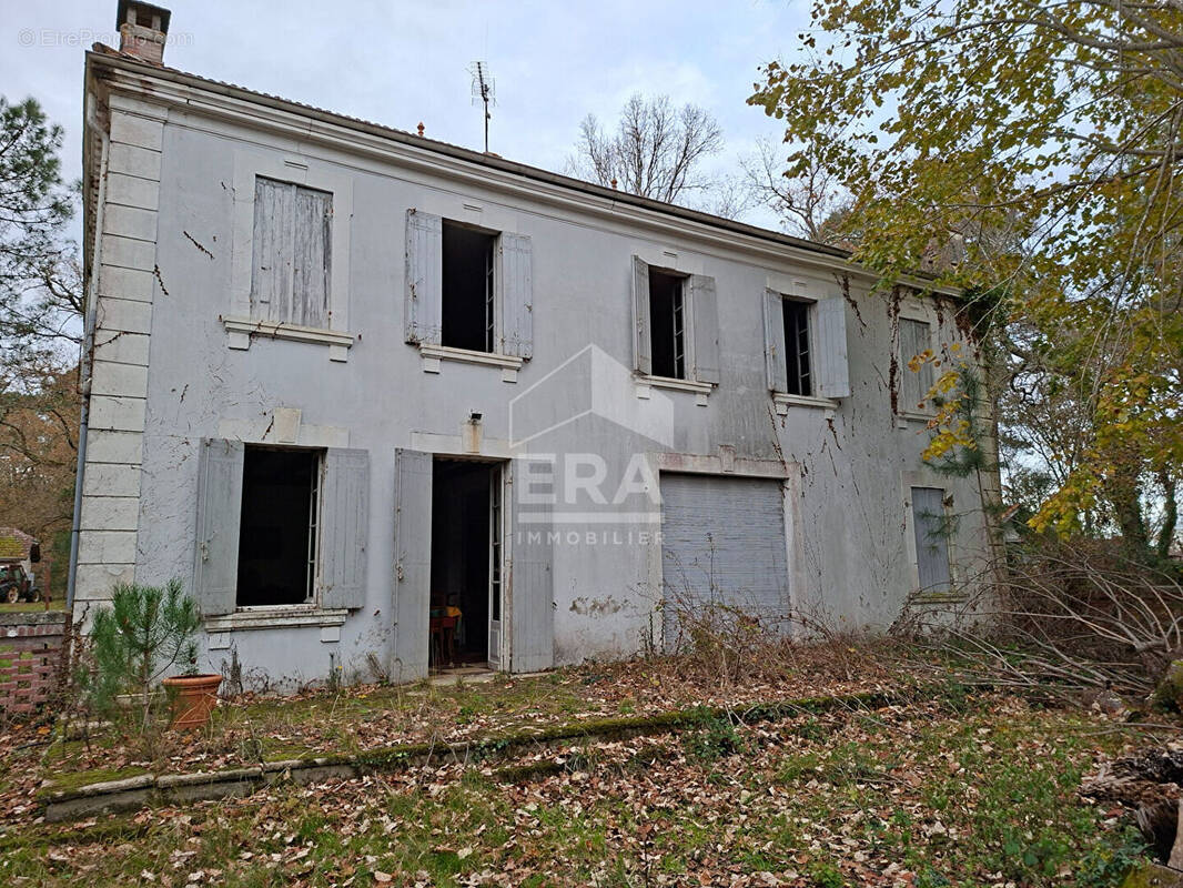Maison à SAINT-PAUL-EN-BORN