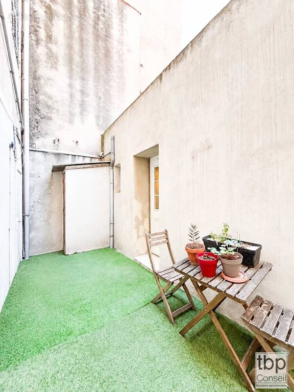 Appartement à MARSEILLE-5E